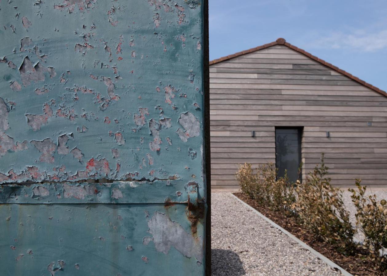 Landelijk Vakantiehuis In Diksmuide Met Een Tuin En Vijver المظهر الخارجي الصورة